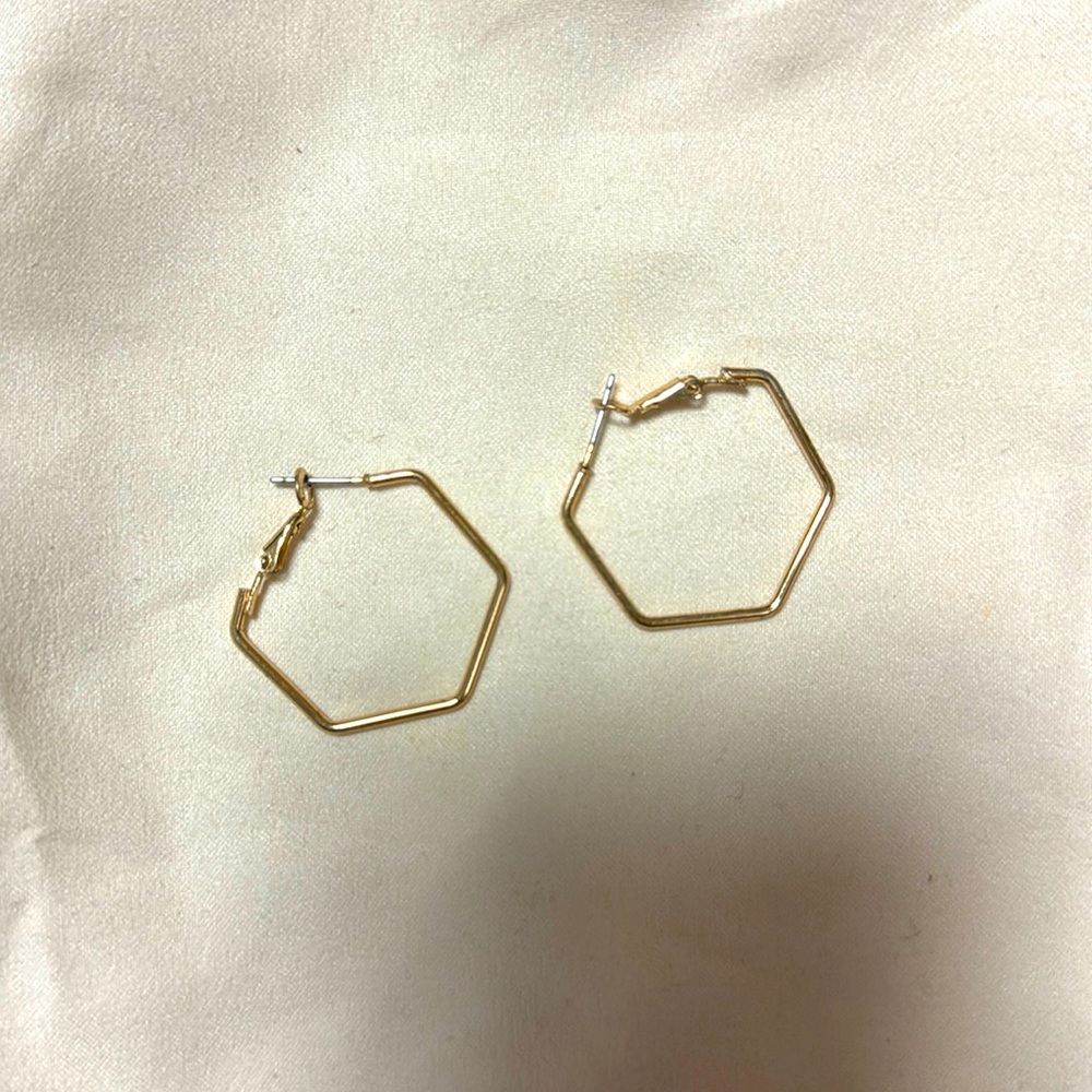 Geometric gold hoop earrings